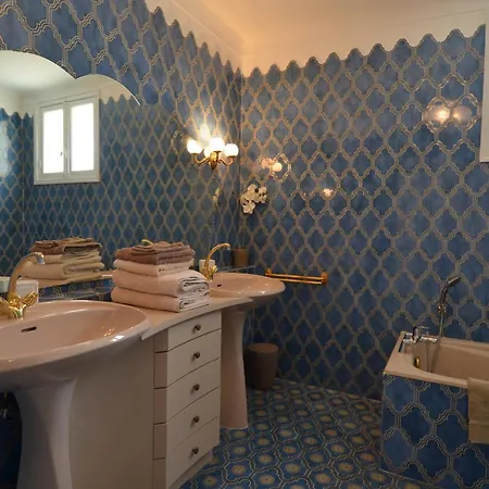 Appartement Parc Louisa - D'epoque Avec Jardin Et Parking 4 Personnes Le Port De *